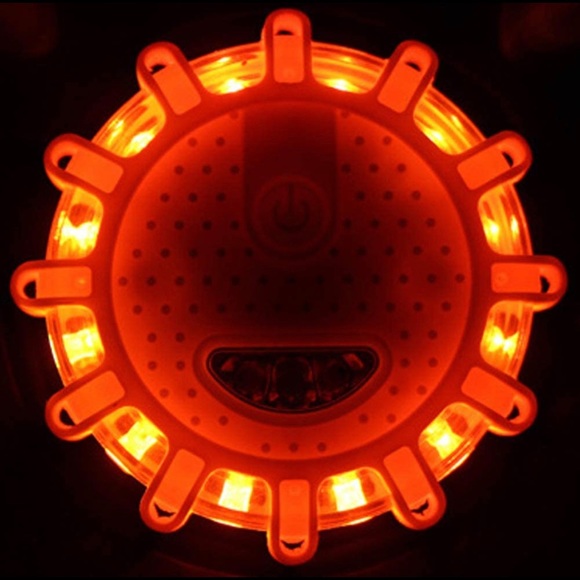 LED Road Flares Disc for Emergency Traffic Car Construction Warning Flashing Lig - Picture 4 of 8